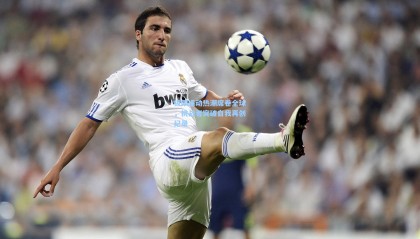 极限运动热潮席卷全球，挑战者突破自我再创纪录